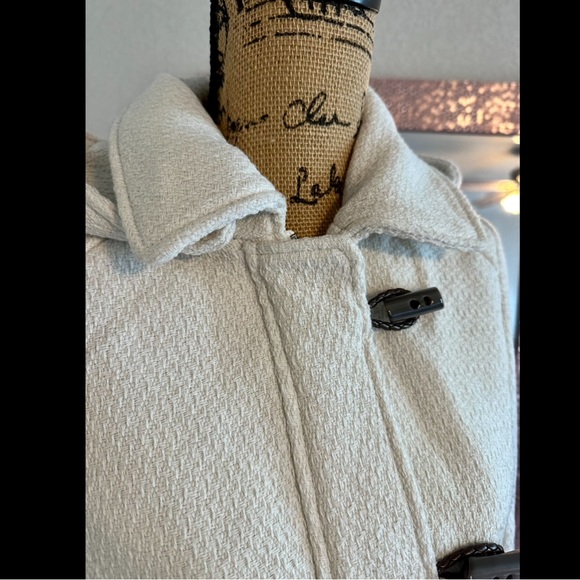 Jessica Simpson hooded Peacoat - Picture 5 of 16